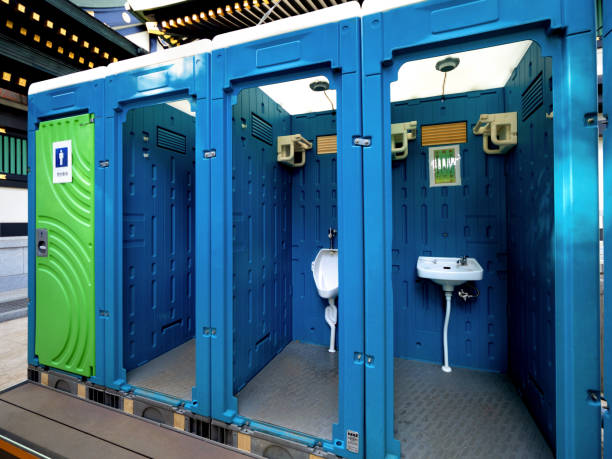 Best Portable restroom trailer rental  in Moses Lake, WA